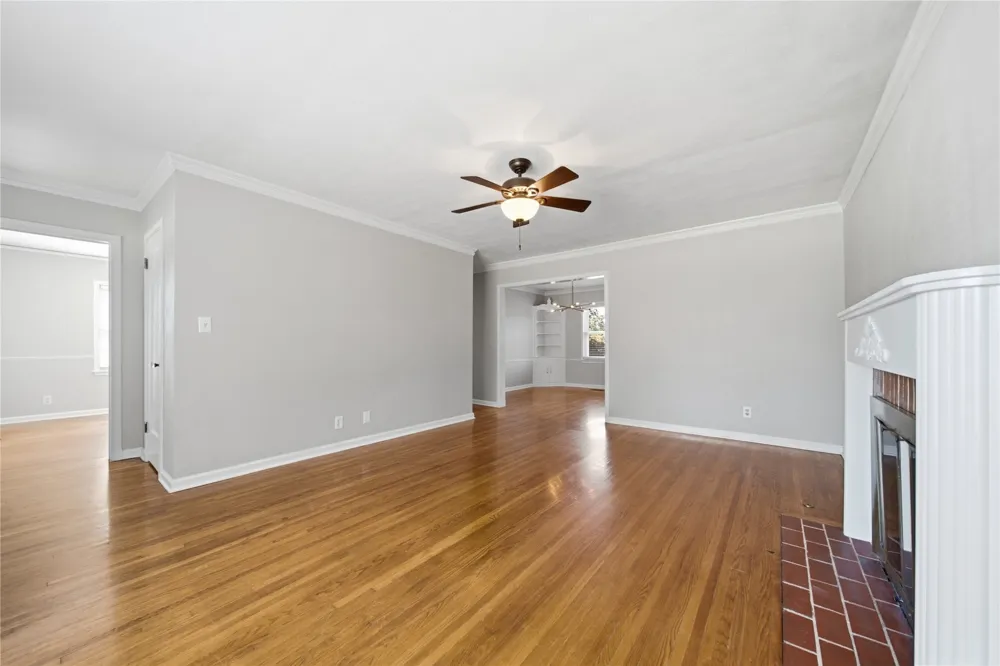 1722 S Columbia Place Tulsa, OK 74104