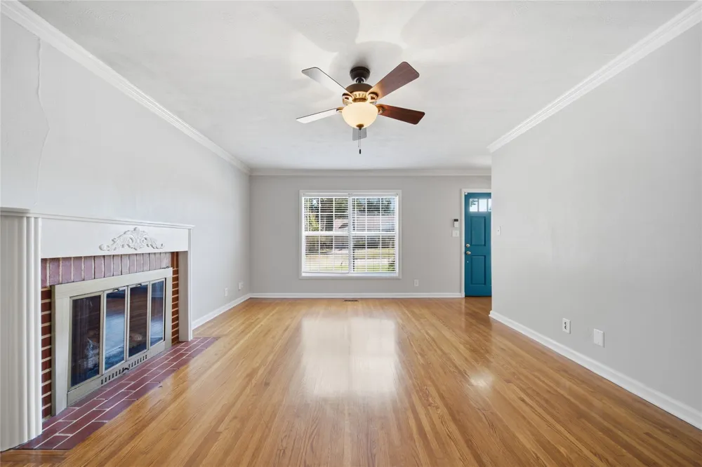 1722 S Columbia Place Tulsa, OK 74104