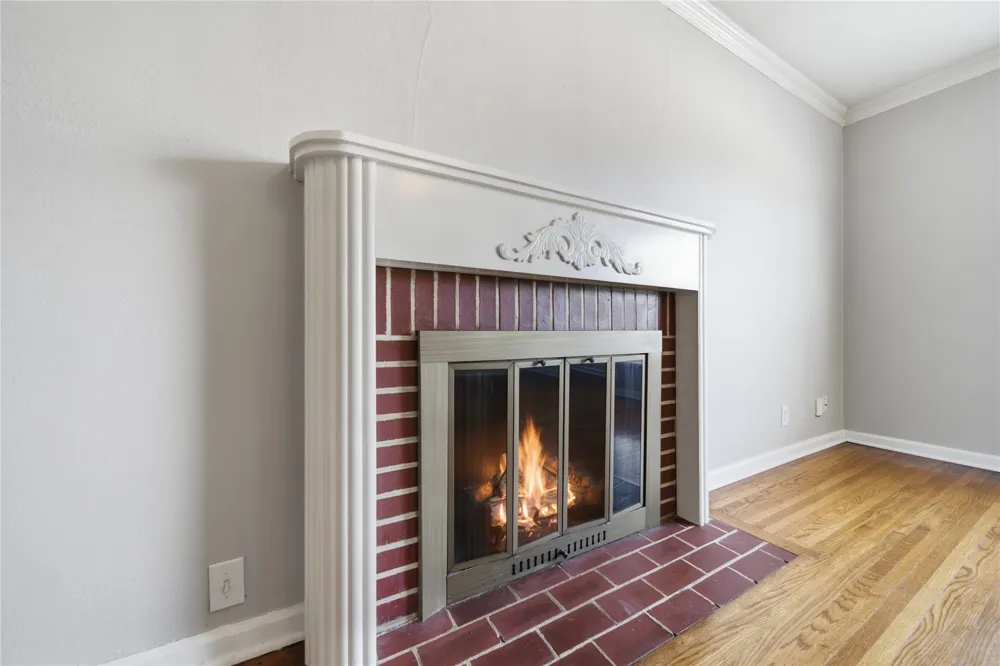 1722 S Columbia Place Tulsa, OK 74104