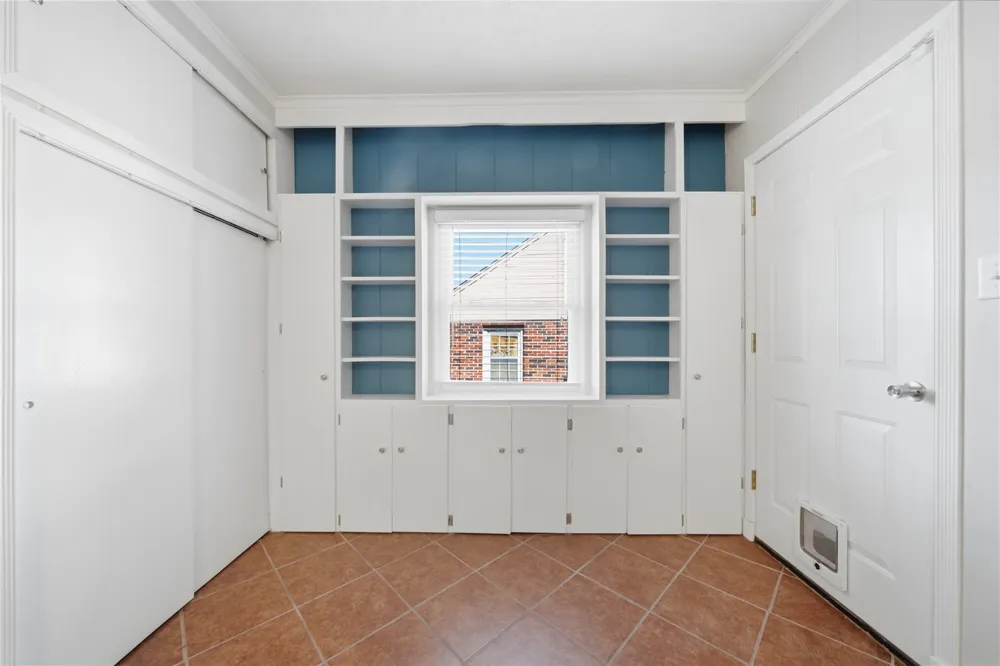 1722 S Columbia Place Tulsa, OK 74104