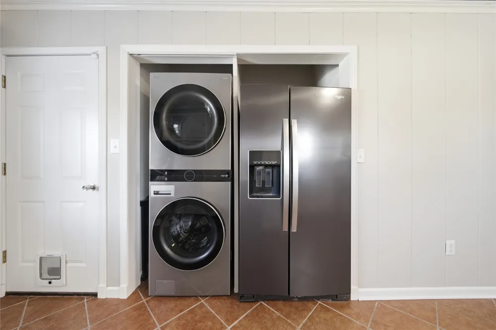 1722 S Columbia Place Tulsa, OK 74104