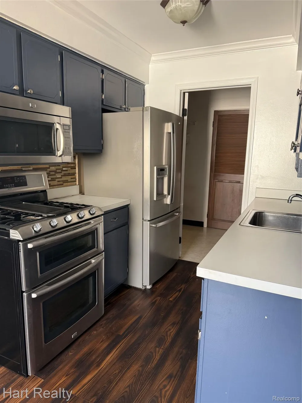 2157 Park Place Drive Walled Lake City, MI 48390