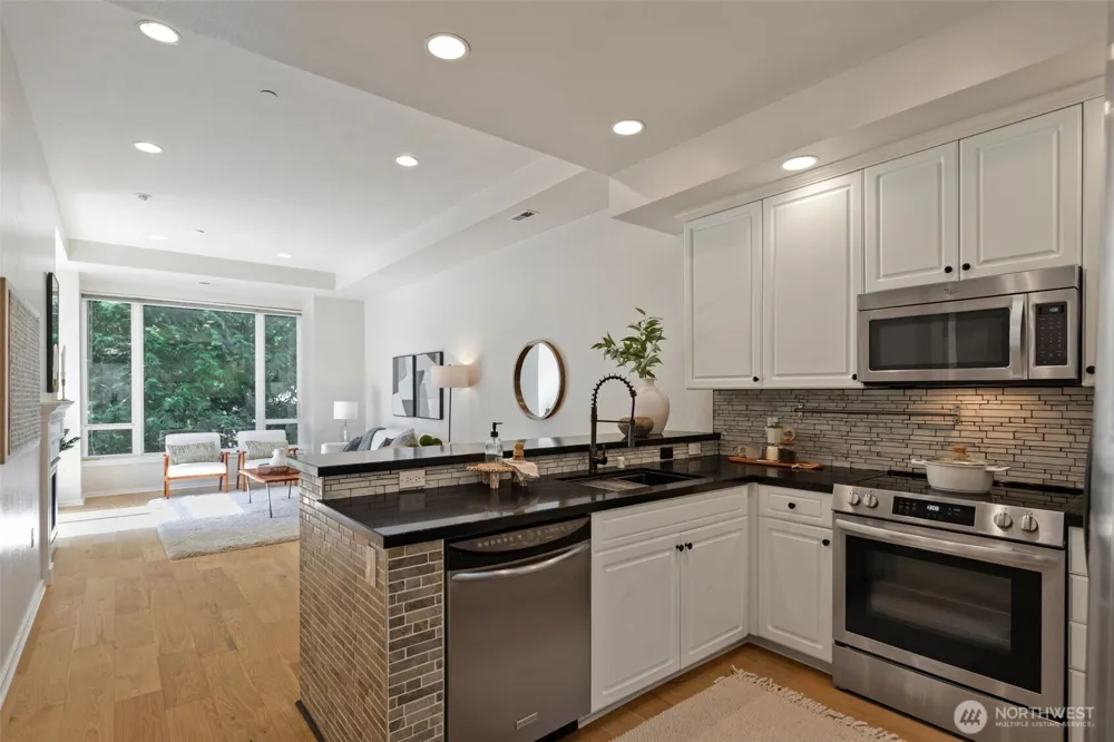 1709 134th Avenue SE #22 Bellevue, WA 98005