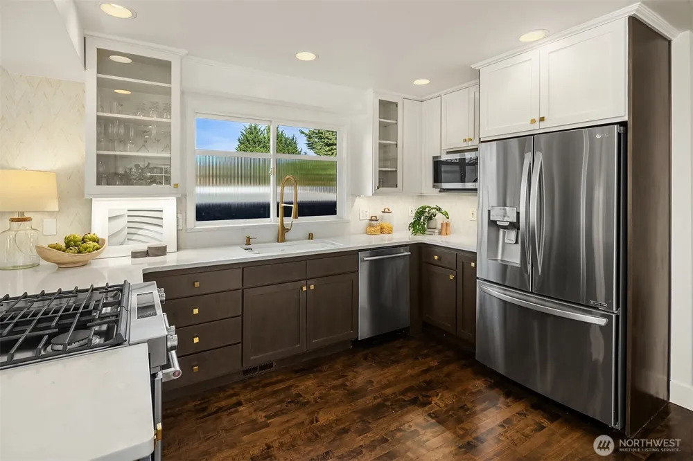12524 NE 75th Place Kirkland, WA 98033