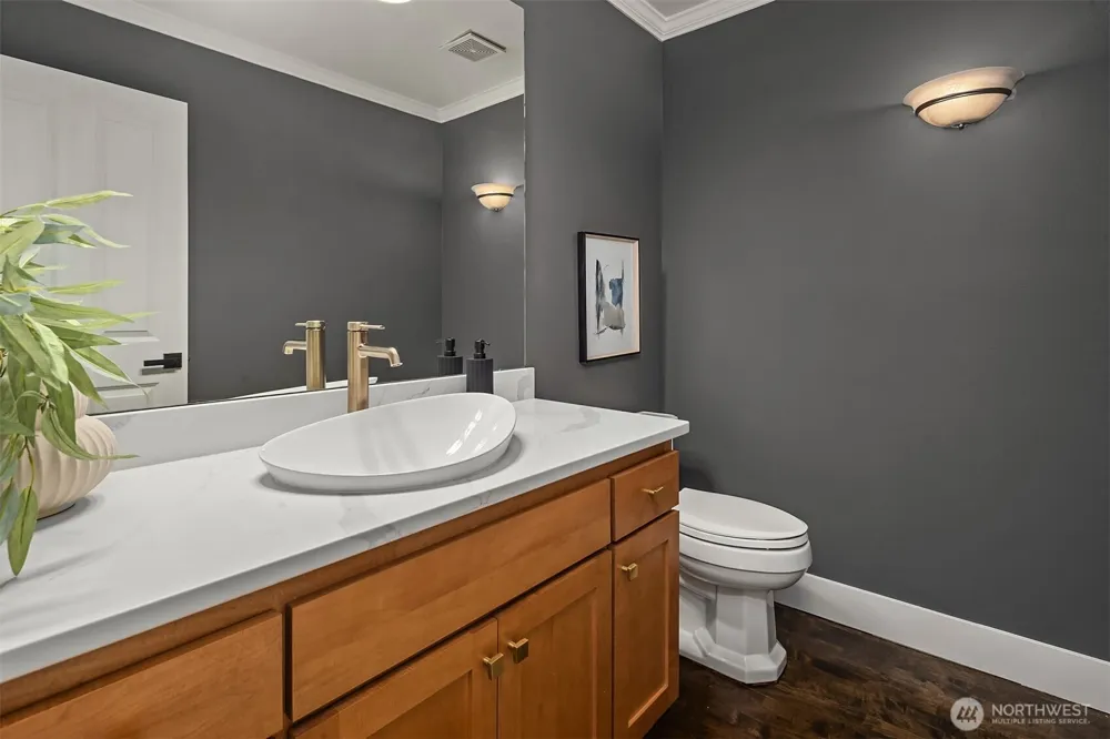 12524 NE 75th Place Kirkland, WA 98033