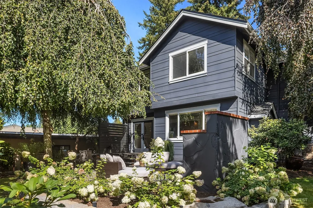 12524 NE 75th Place Kirkland, WA 98033