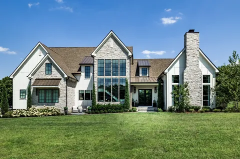 1936 Silver Fox Rd