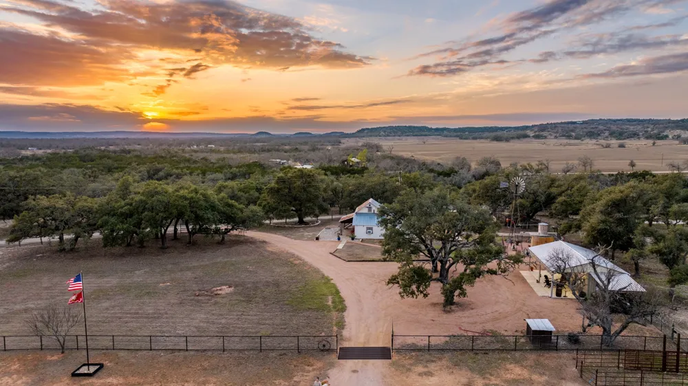 888 Dietrich Road Fredericksburg, TX 78624