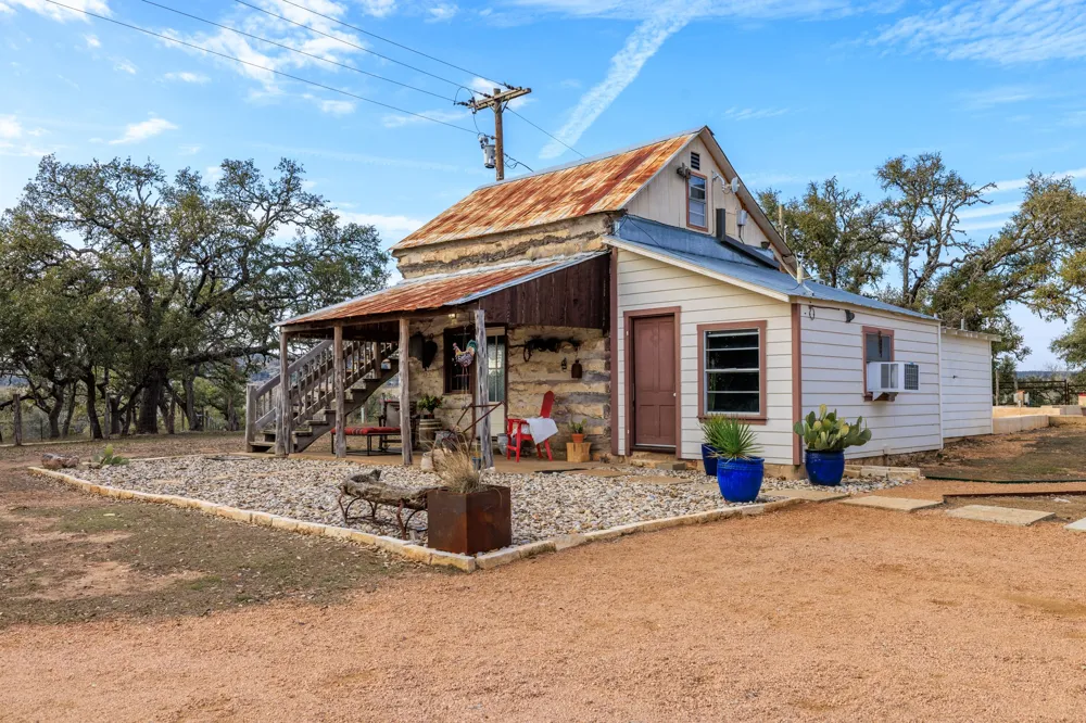 888 Dietrich Road Fredericksburg, TX 78624