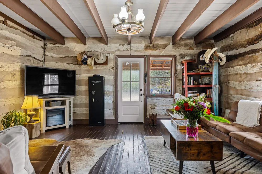 888 Dietrich Road Fredericksburg, TX 78624