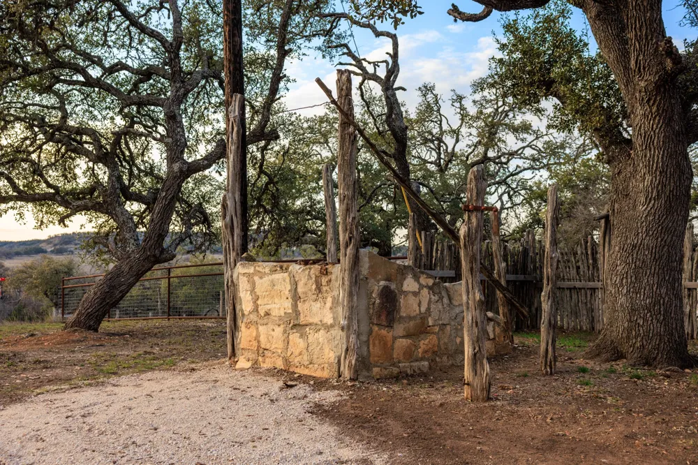 888 Dietrich Road Fredericksburg, TX 78624
