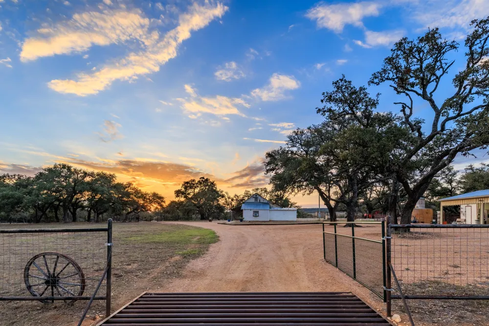 888 Dietrich Road Fredericksburg, TX 78624