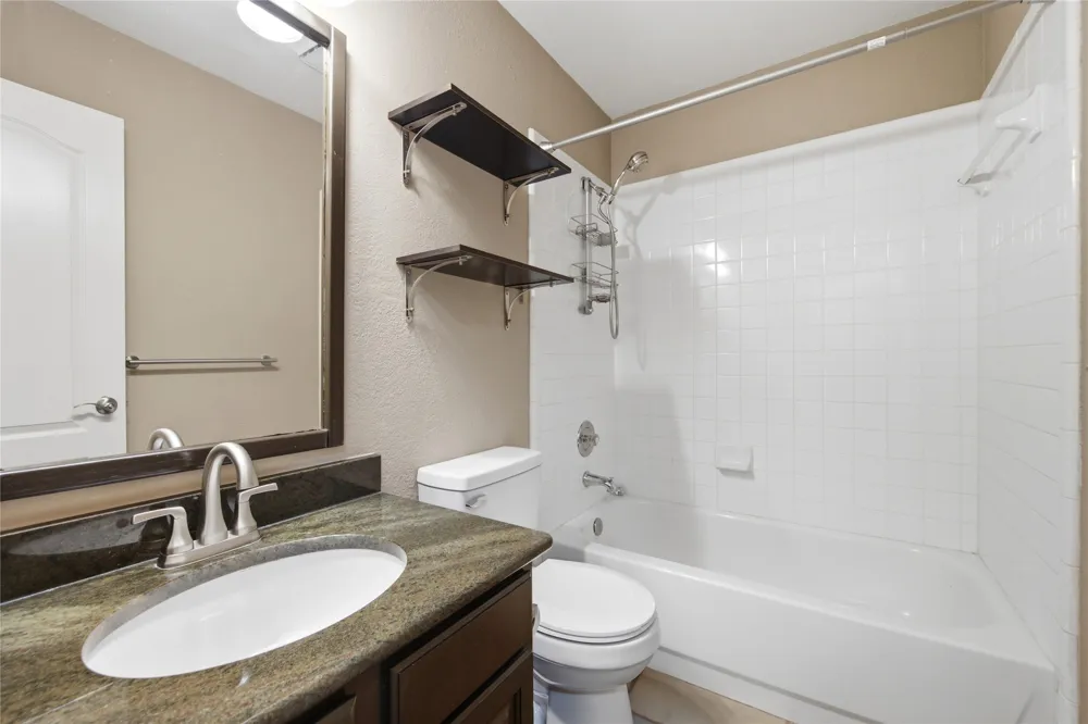 6032 Roxbury Lane Austin, TX 78739