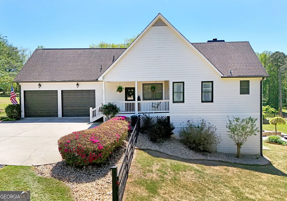 204 Lynn LN Canton, GA 30115