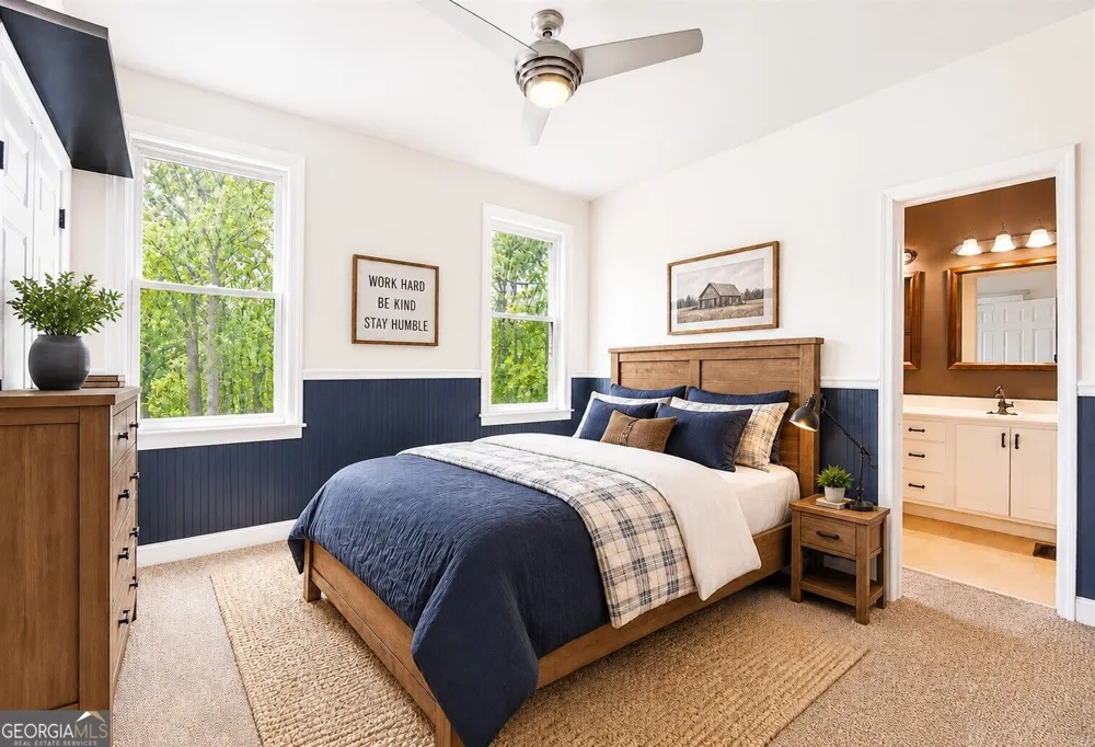 204 Lynn LN Canton, GA 30115