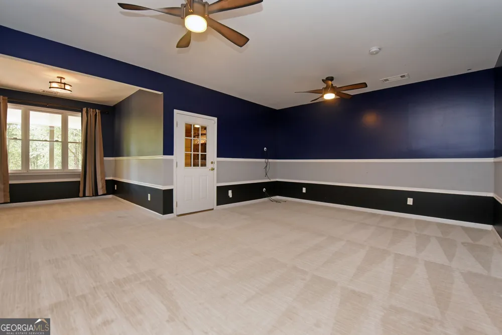 204 Lynn LN Canton, GA 30115