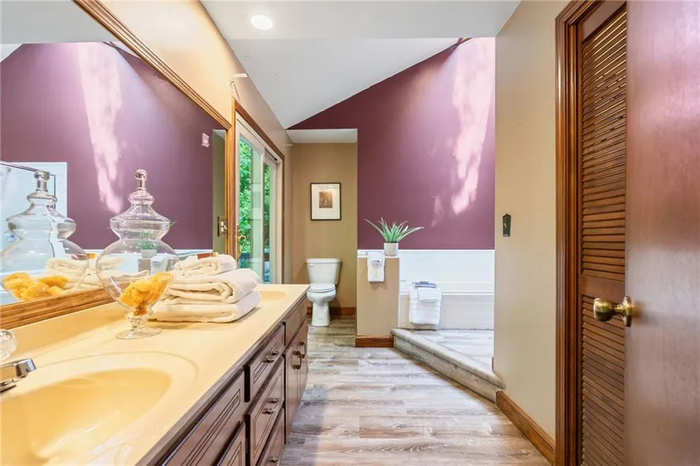 4004 Woodridge Court Duluth, GA 30096