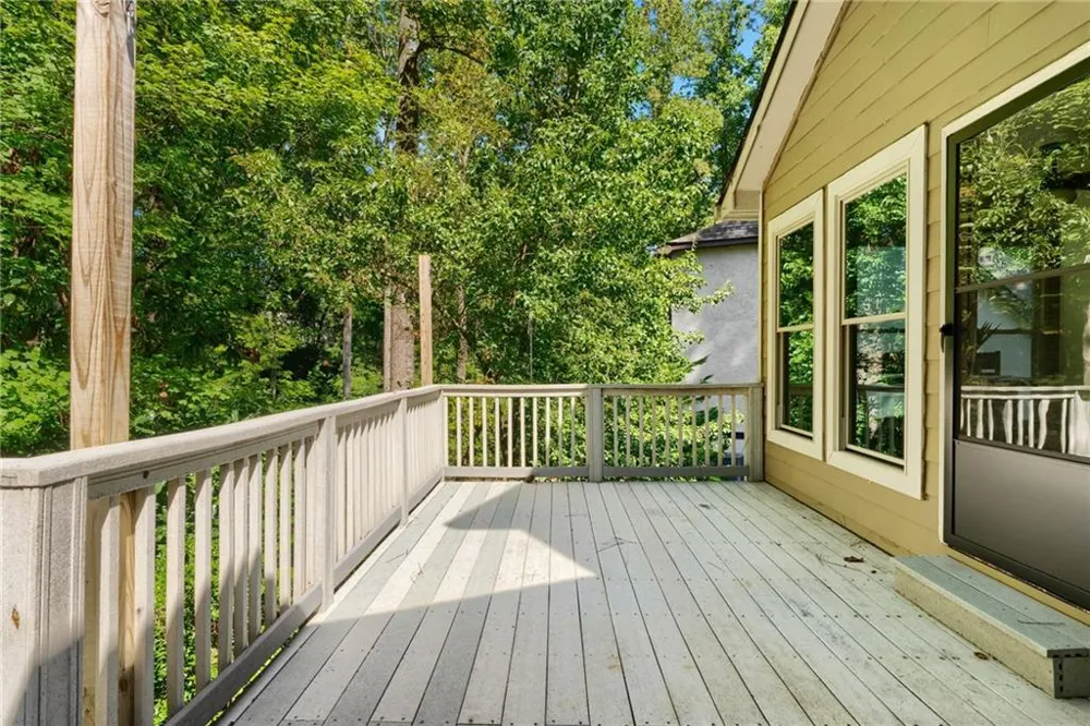 4004 Woodridge Court Duluth, GA 30096