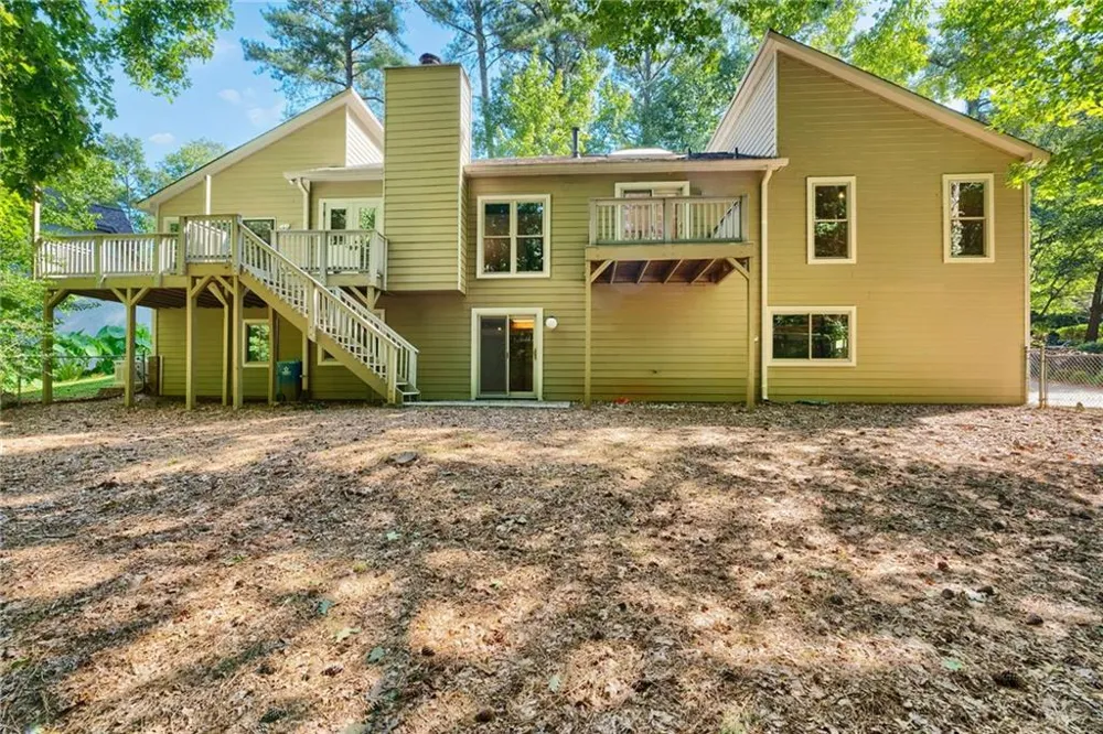 4004 Woodridge Court Duluth, GA 30096