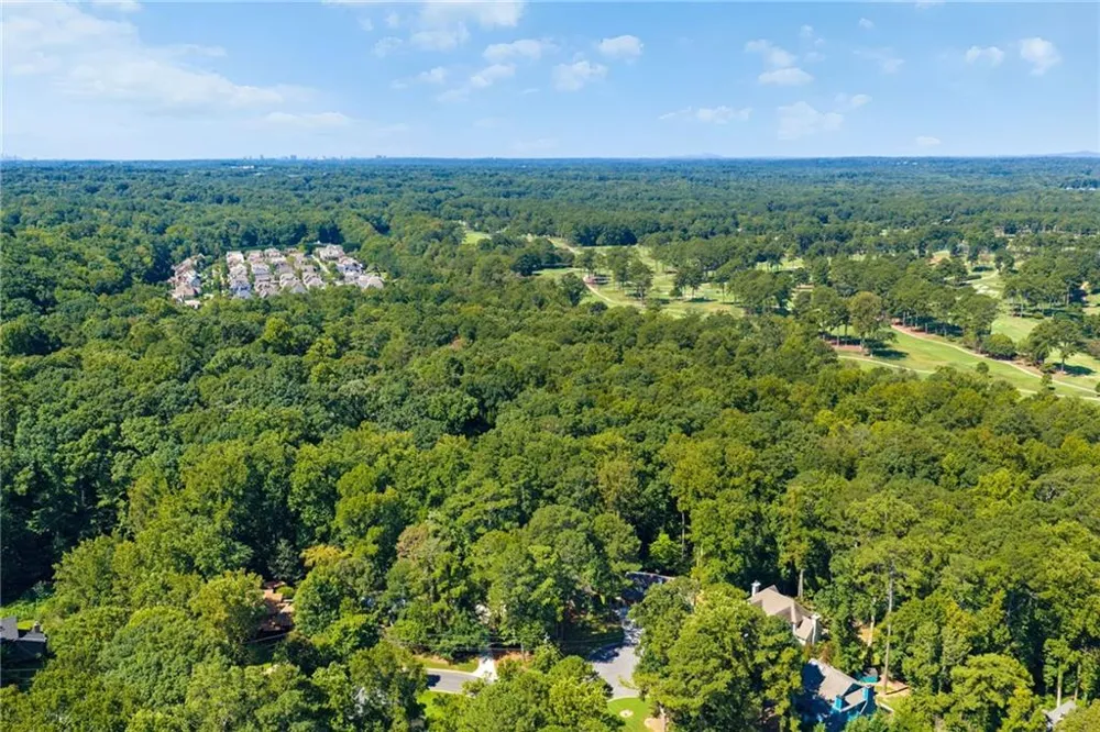 4004 Woodridge Court Duluth, GA 30096