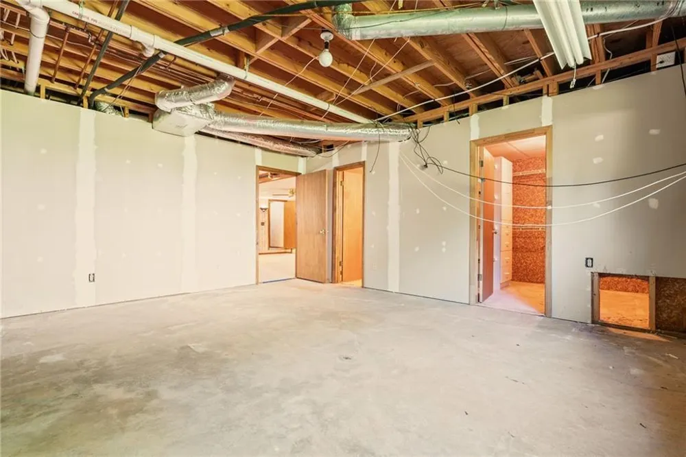 4004 Woodridge Court Duluth, GA 30096
