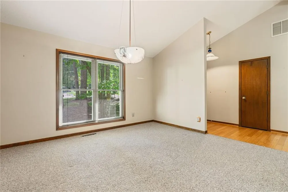 4004 Woodridge Court Duluth, GA 30096