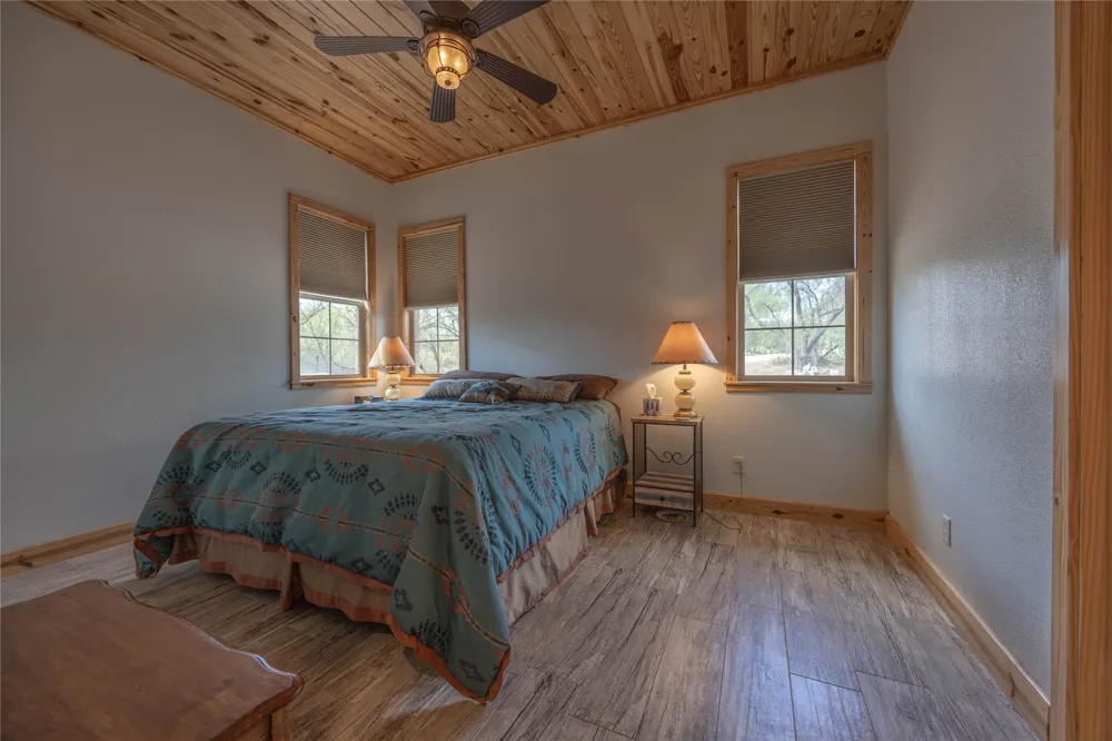 3638 County Road 312 Voss, TX 76888
