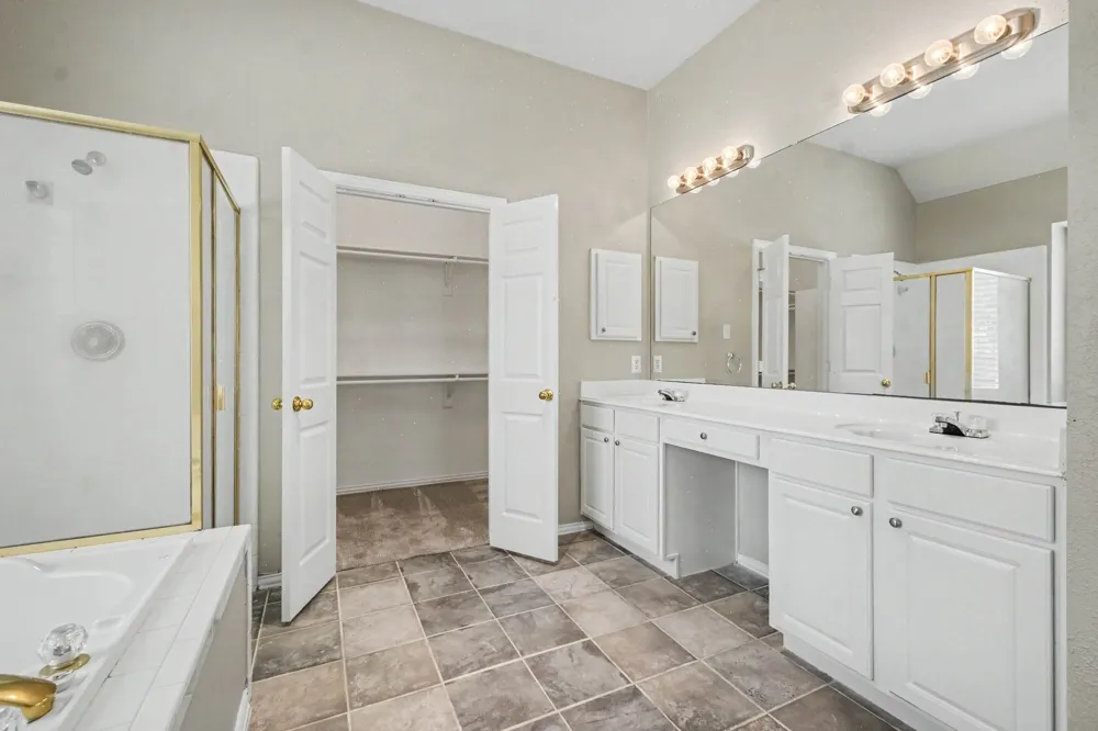 3604 Magnolia Circle The Colony, TX 75056