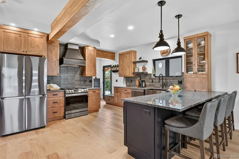 2601 Cascade Avenue Colorado Springs, CO 80907