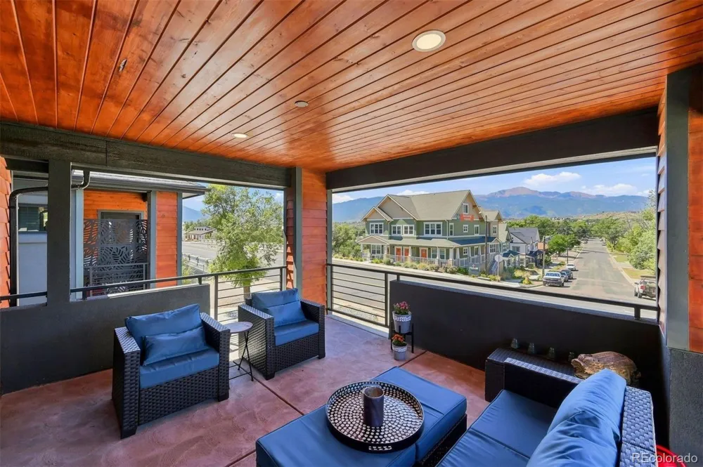 2601 Cascade Avenue Colorado Springs, CO 80907