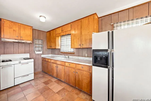 5099 Fm 2828 Bandera, TX 78003