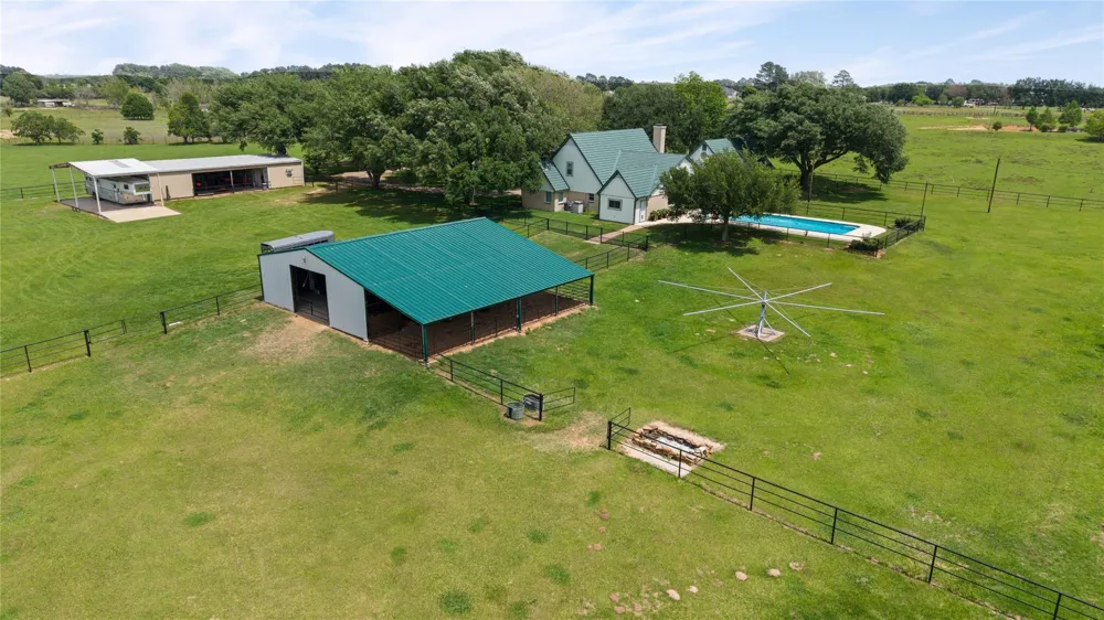 15302 Yellow Bird Road Hockley, TX 77447