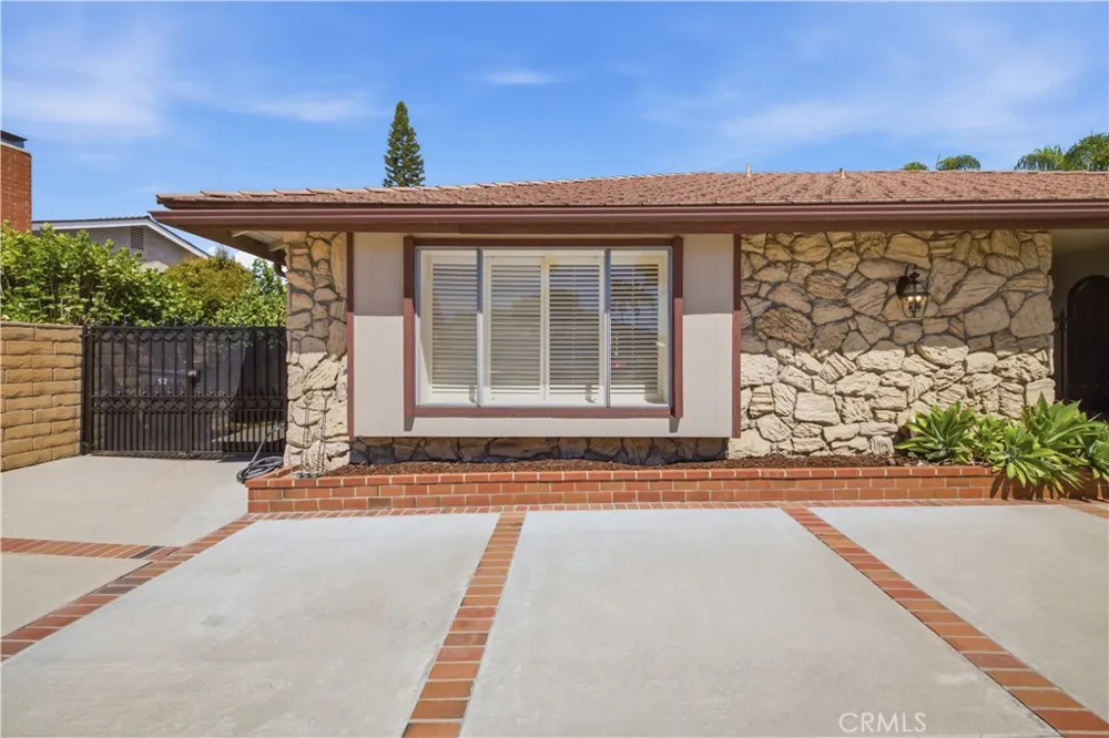 349 W Fern Fullerton, CA 92832