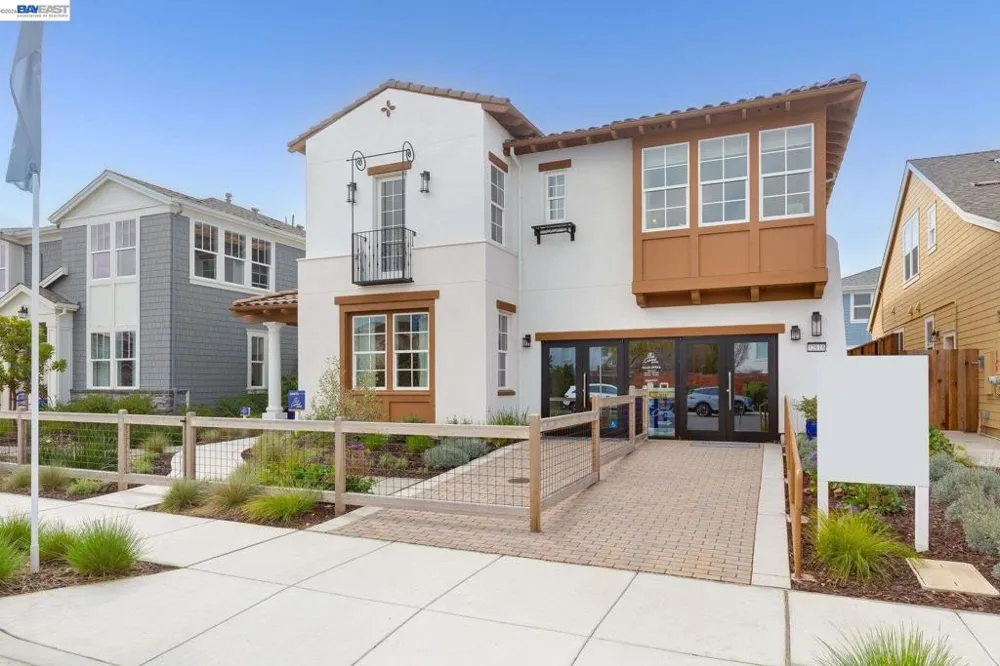32663 Singh Circle Union City, CA 94587