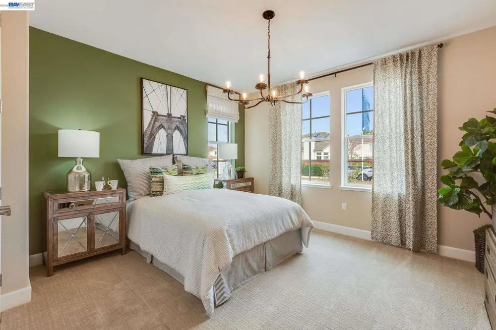 32663 Singh Circle Union City, CA 94587