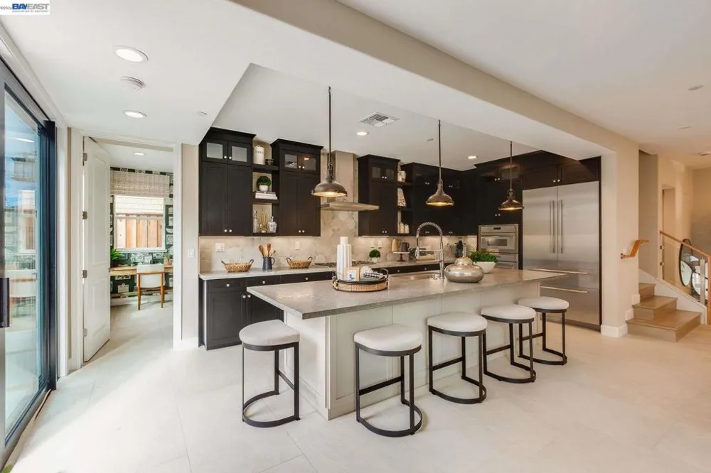 32663 Singh Circle Union City, CA 94587