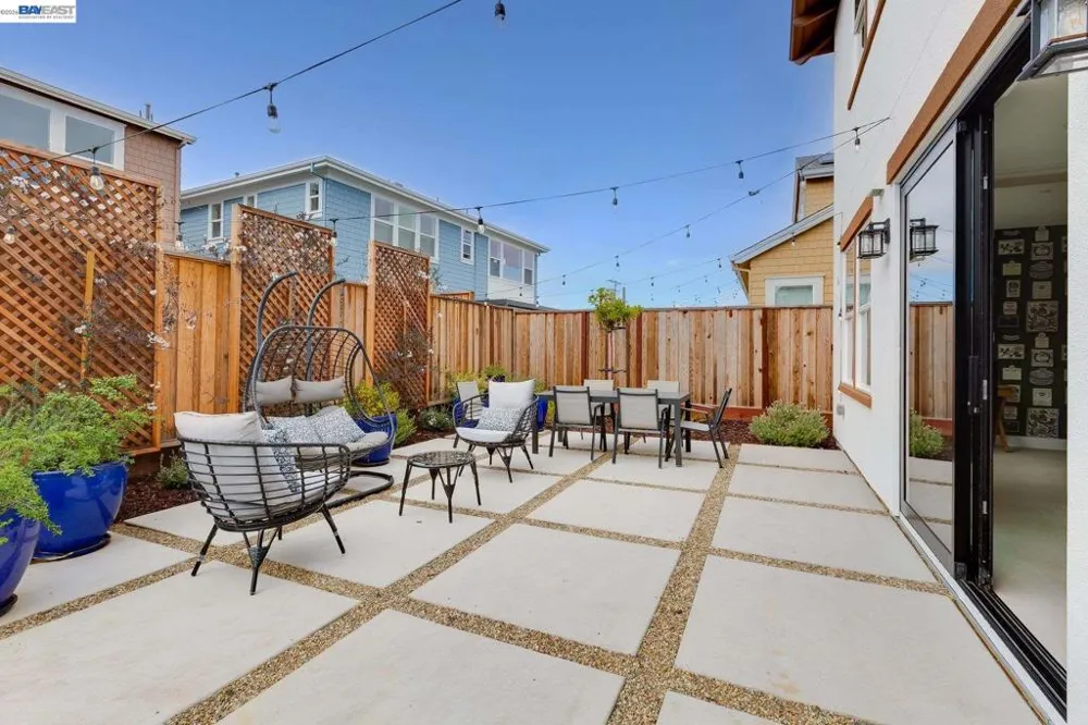 32663 Singh Circle Union City, CA 94587
