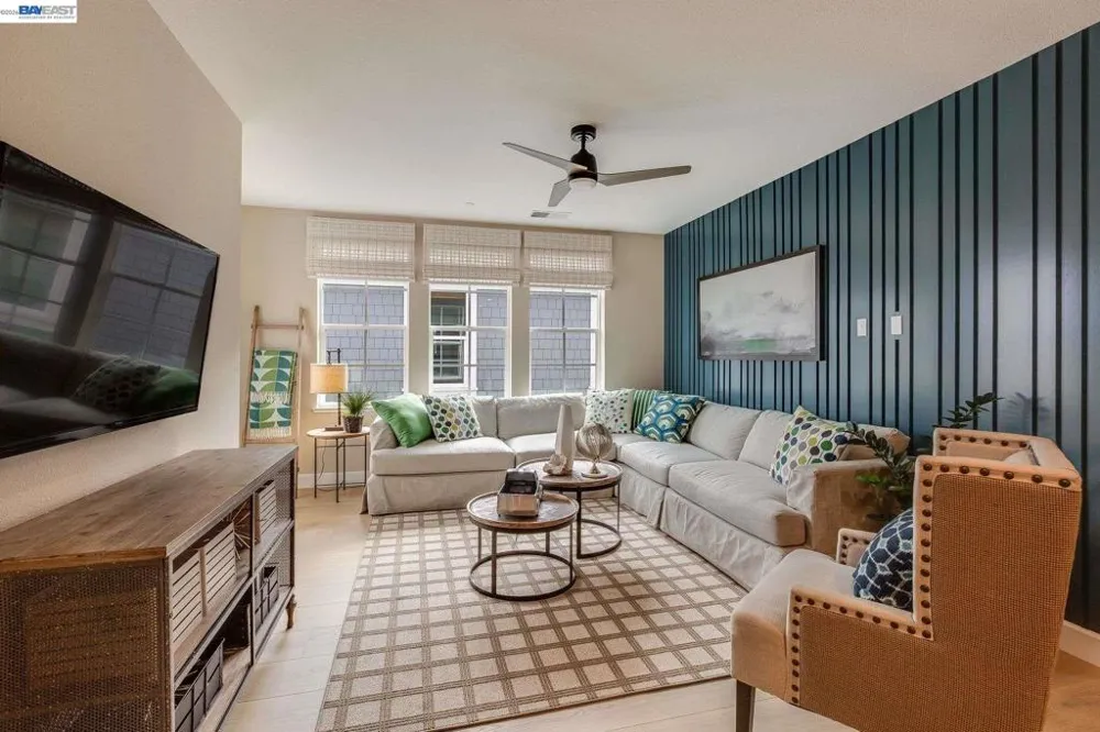 32663 Singh Circle Union City, CA 94587
