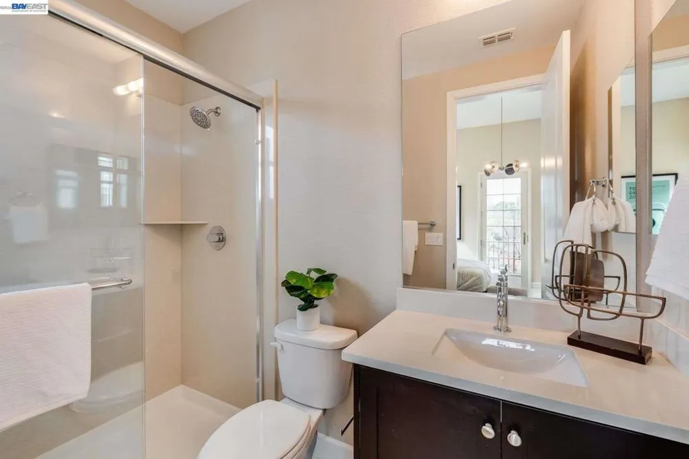 32663 Singh Circle Union City, CA 94587