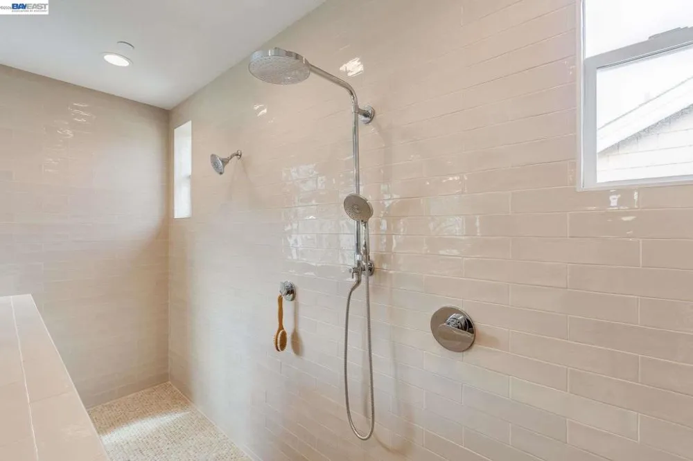 32663 Singh Circle Union City, CA 94587