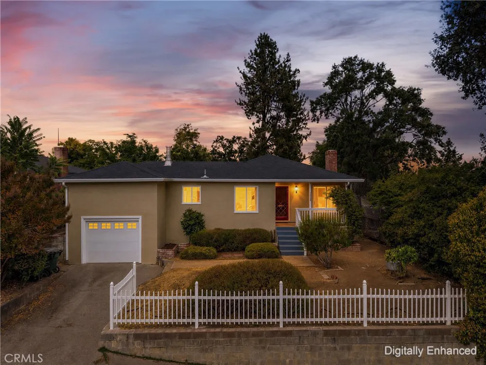 360 3rd Lakeport, CA 95453