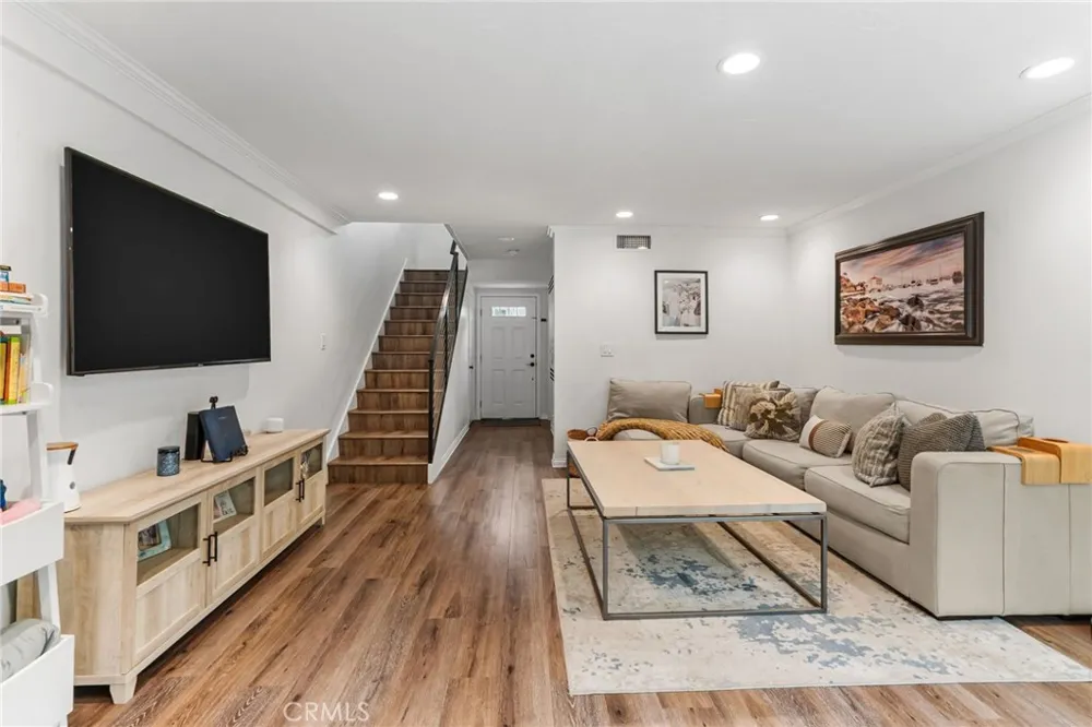 1741 Tustin Avenue #1A Costa Mesa, CA 92627