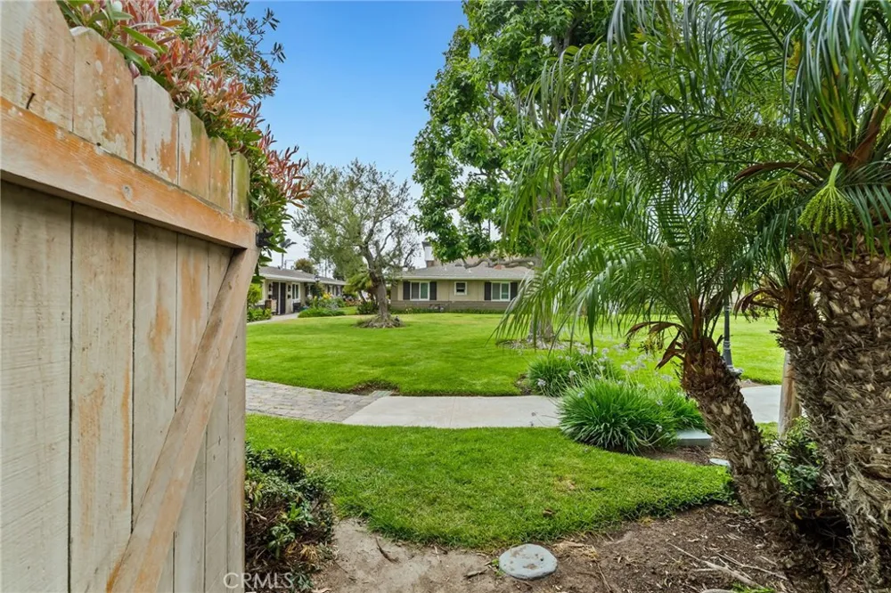 1741 Tustin Avenue #1A Costa Mesa, CA 92627