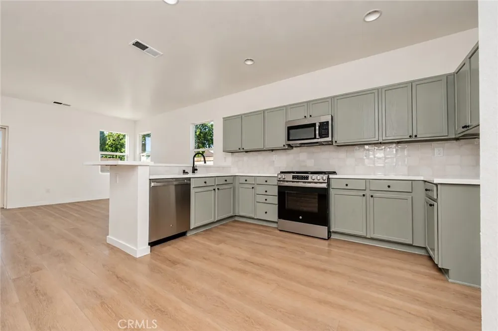 11799 Rockingham Court Rancho Cucamonga, CA 91730