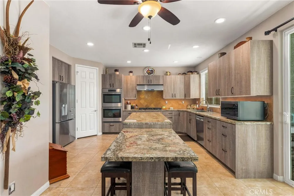 6111 Pine Cone Way Rancho Cucamonga, CA 91739