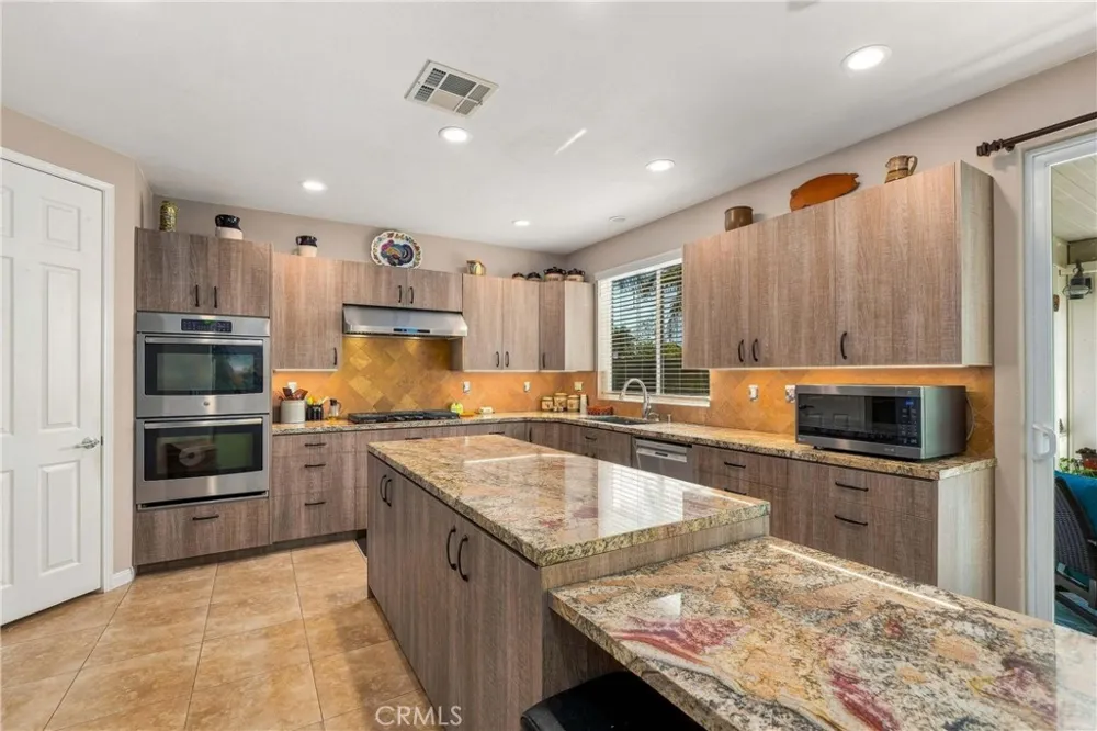 6111 Pine Cone Way Rancho Cucamonga, CA 91739