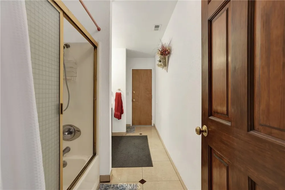 3949 BLUFF Norco, CA 92860