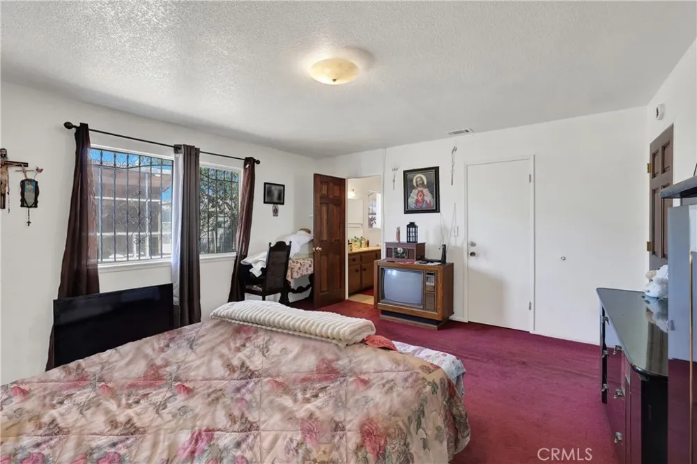 3949 BLUFF Norco, CA 92860