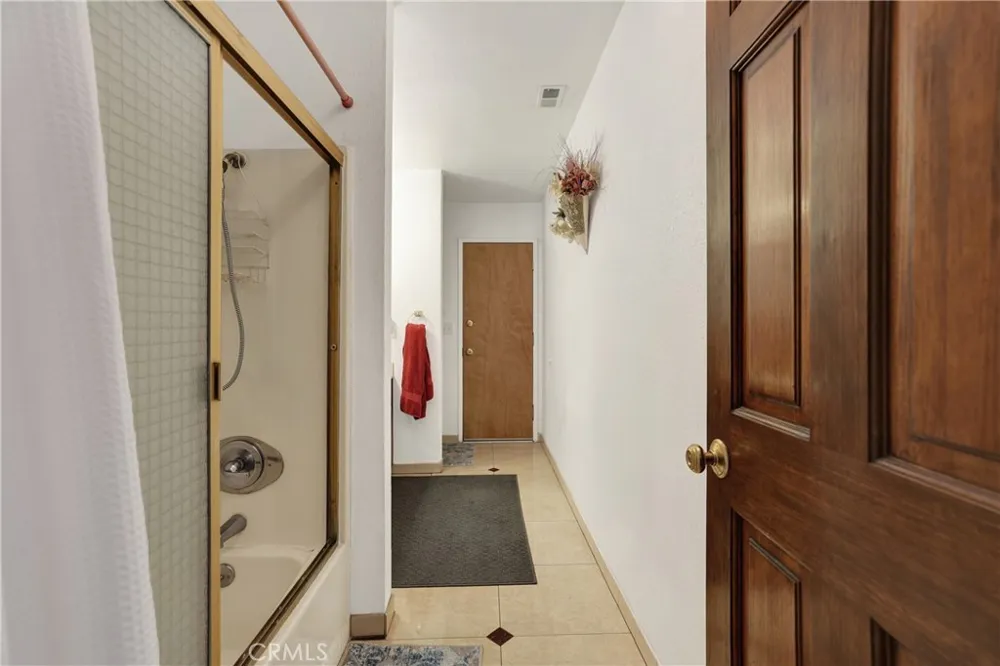 3949 BLUFF Norco, CA 92860