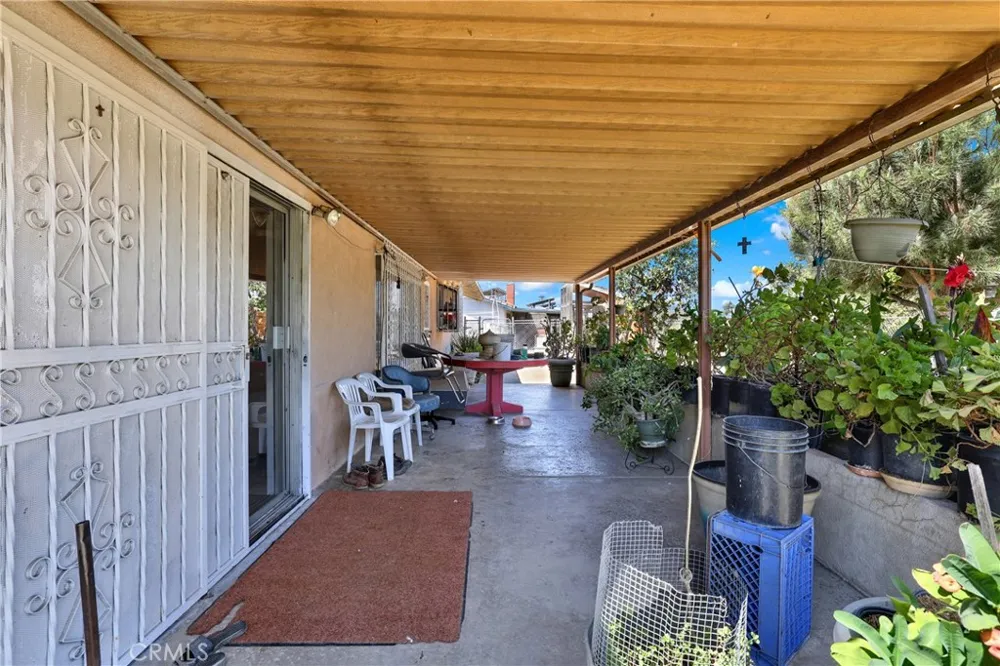 3949 BLUFF Norco, CA 92860